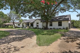 4326 Mendenhall Drive, Dallas, TX 75244