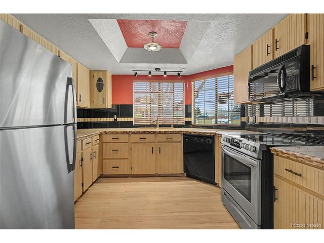 18624 E Saratoga Pl, Aurora, CO 80015