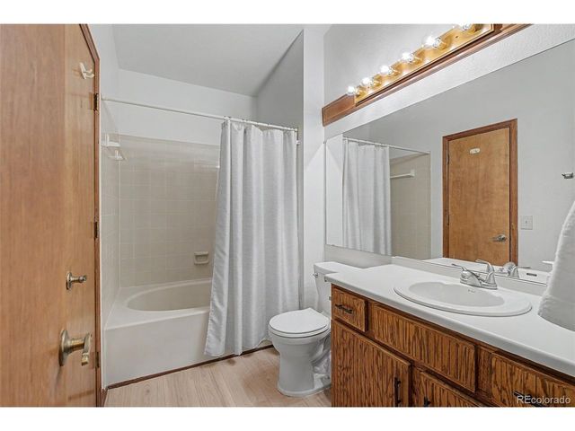 18624 E Saratoga Pl, Aurora, CO 80015