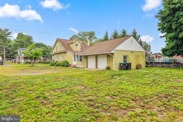 396 TANSBORO, Berlin, NJ 08009