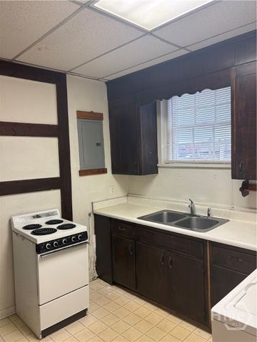 219 E Taylor Street C, Savannah, GA 31401