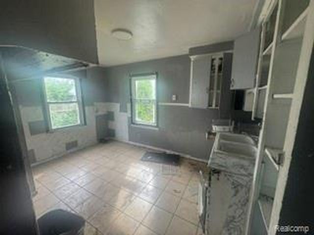 19599 Joann Street, Detroit, MI 48205