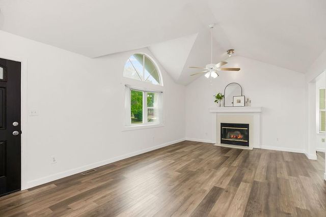 2133 NE Chipman Road, Lee's Summit, MO 64086
