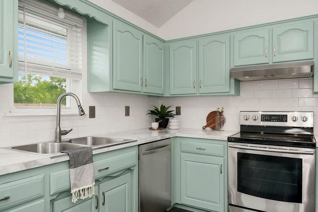 2133 NE Chipman Road, Lee's Summit, MO 64086