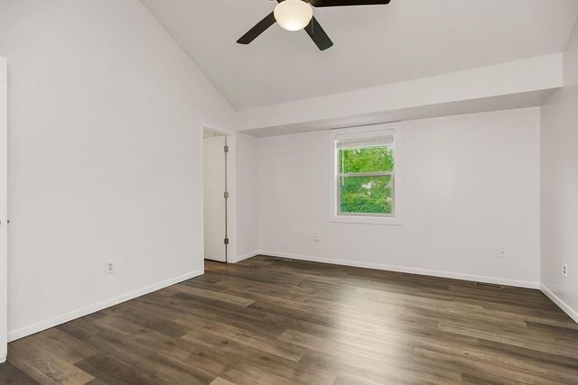 2133 NE Chipman Road, Lee's Summit, MO 64086