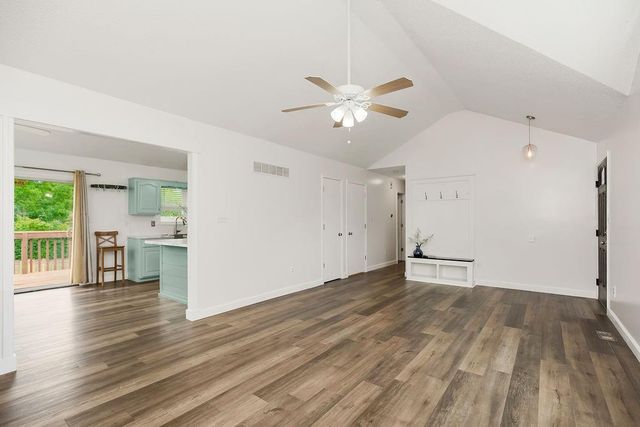 2133 NE Chipman Road, Lee's Summit, MO 64086