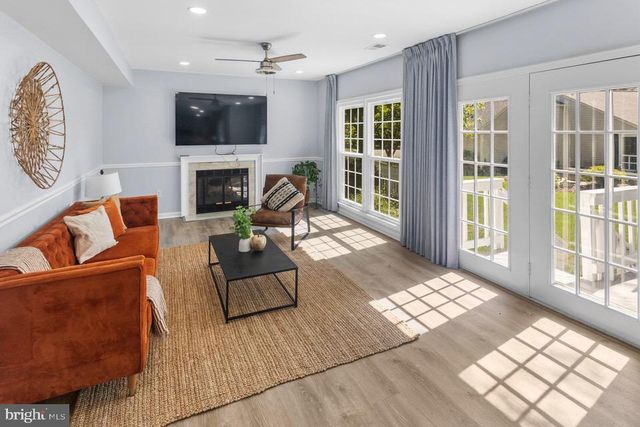 13338 POINT RIDER LN, Herndon, VA 20171