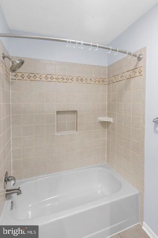 13338 POINT RIDER LN, Herndon, VA 20171