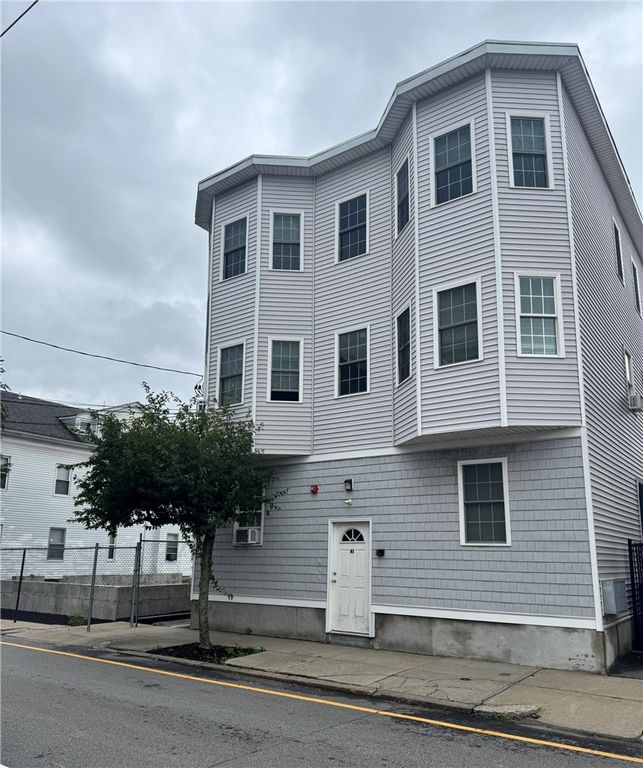 41 America Street, Providence, RI 02903
