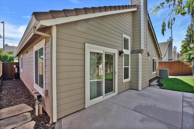 282 Trenton Circle, Pleasanton, CA 94566