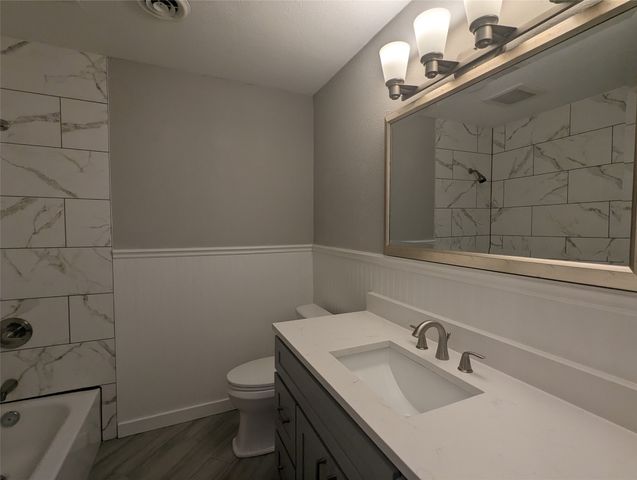 10008 Olmos Drive, Dallas, TX 75218