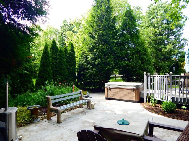 8171 Cheltenham Court, Hamilton Twp, OH 45039