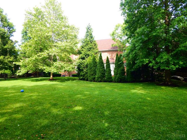 8171 Cheltenham Court, Hamilton Twp, OH 45039