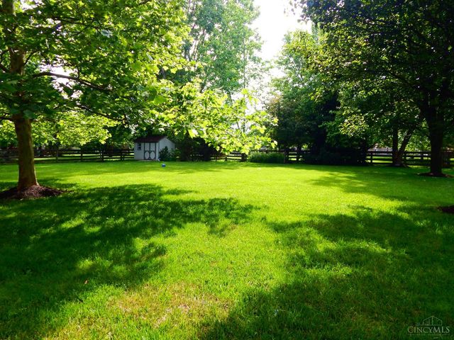 8171 Cheltenham Court, Hamilton Twp, OH 45039