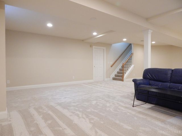 8171 Cheltenham Court, Hamilton Twp, OH 45039