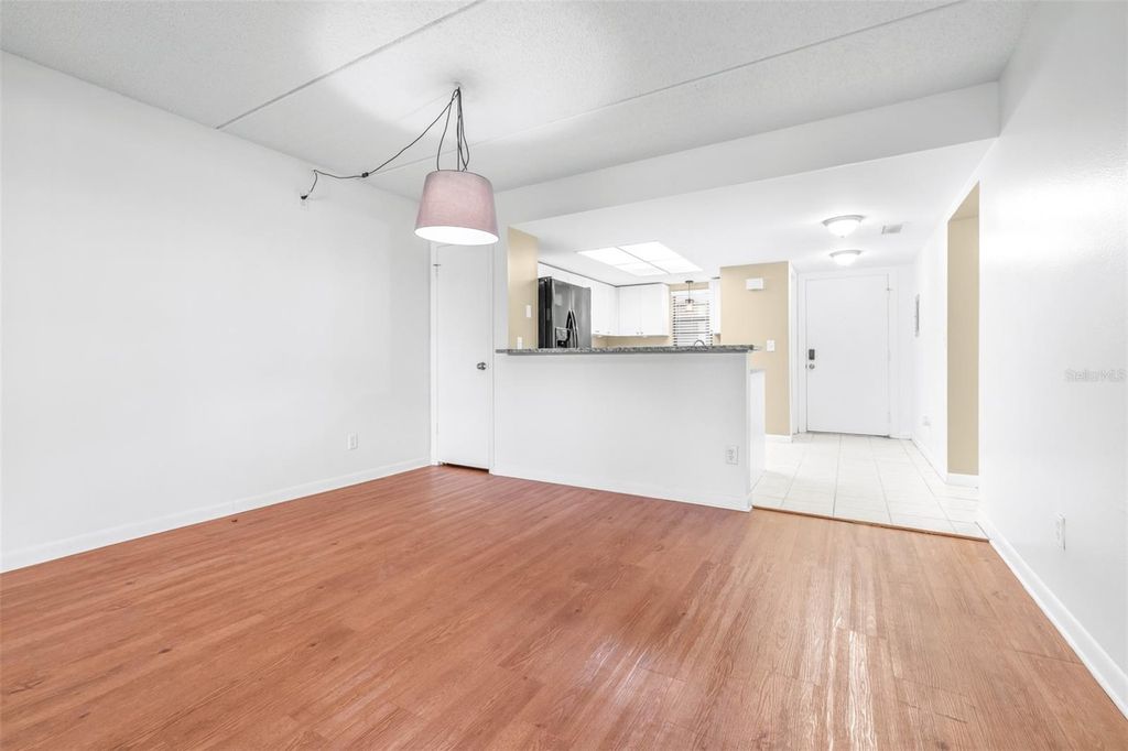 Image 19 of property listing at 1000 TARPON WOODS BOULEVARD 503, Palm Harbor, FL 34685