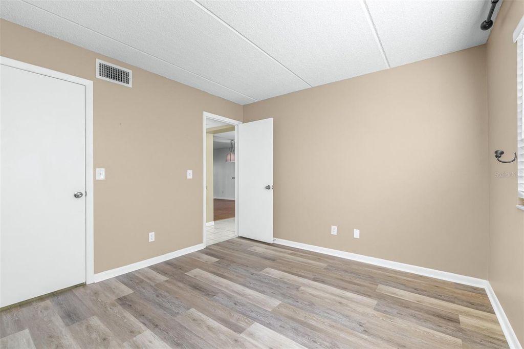 Image 30 of property listing at 1000 TARPON WOODS BOULEVARD 503, Palm Harbor, FL 34685