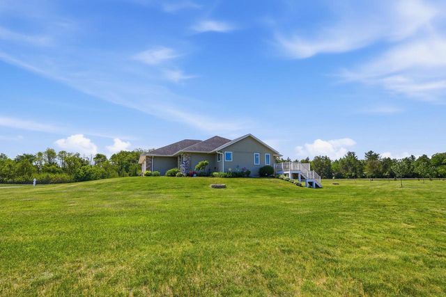 N4035 Ace Court, Brodhead, WI 53520