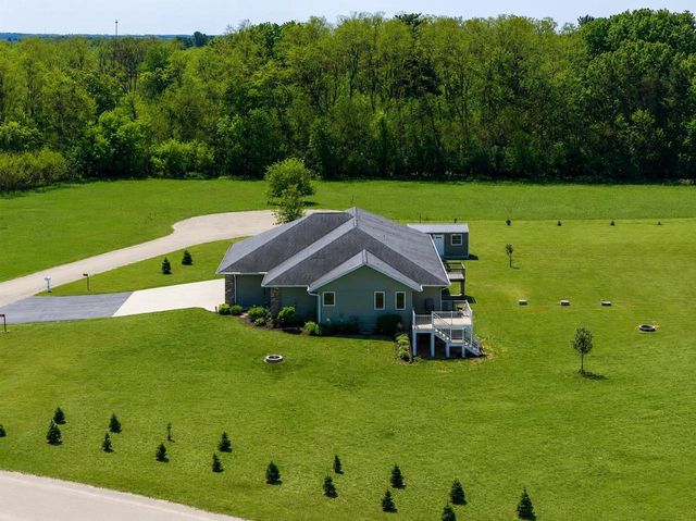 N4035 Ace Court, Brodhead, WI 53520