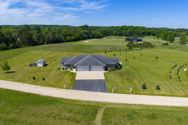 N4035 Ace Court, Brodhead, WI 53520