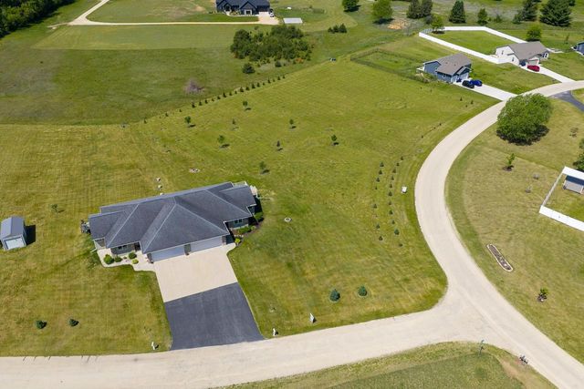 N4035 Ace Court, Brodhead, WI 53520