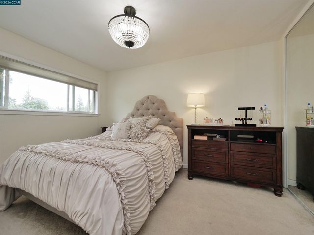 2180 Geary Rd 20, Pleasant Hill, CA 94523