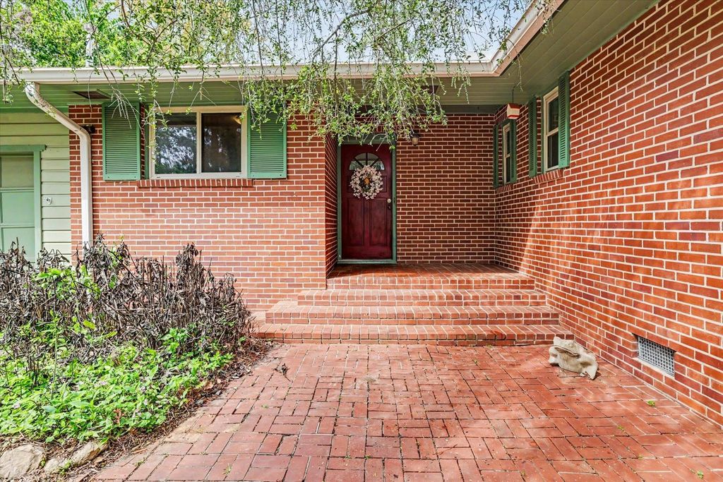 1308 Betton Road, Tallahassee, FL 32308