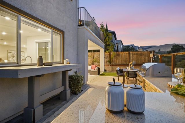 822 Via Palermo, San Ramon, CA 94583