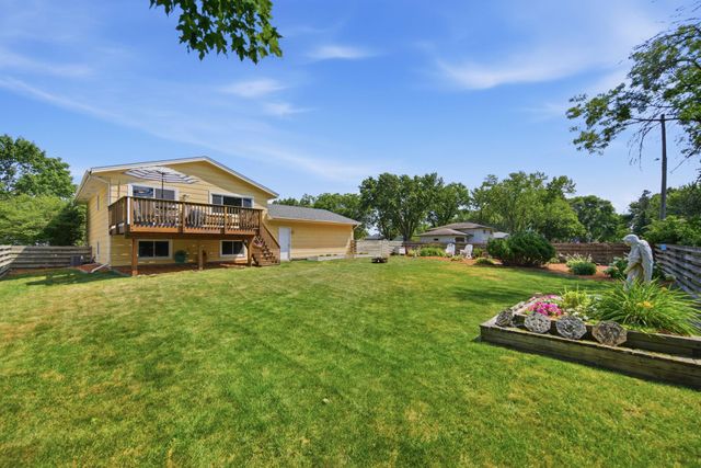 10315 96th Avenue N, Maple Grove, MN 55369