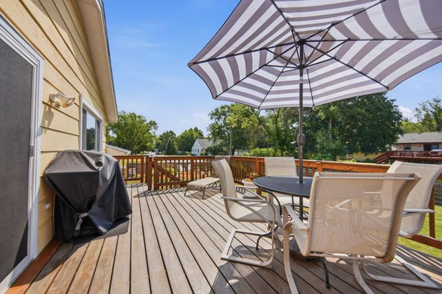 10315 96th Avenue N, Maple Grove, MN 55369