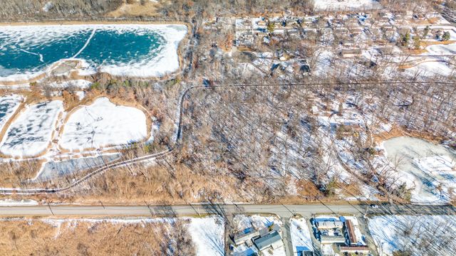 3240 W 53rd Avenue, Merrillville, IN 46410