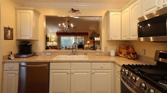1089 ISLE OF PALMS PATH, The Villages, FL 32162