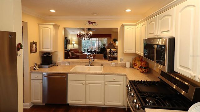 1089 ISLE OF PALMS PATH, The Villages, FL 32162