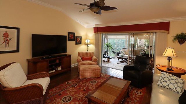 1089 ISLE OF PALMS PATH, The Villages, FL 32162