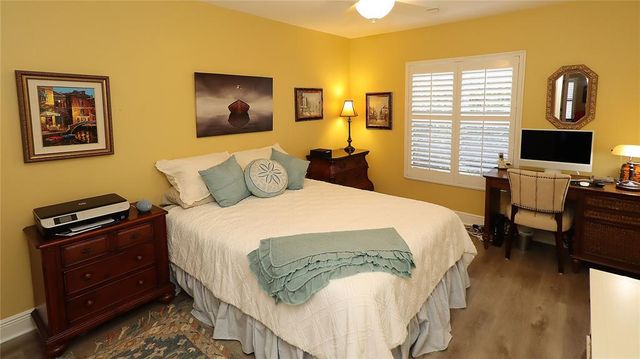 1089 ISLE OF PALMS PATH, The Villages, FL 32162