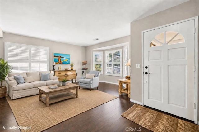 28603 Applewood Lane, Castaic, CA 91384