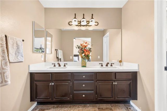 28603 Applewood Lane, Castaic, CA 91384
