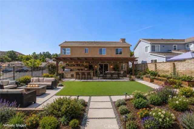 28603 Applewood Lane, Castaic, CA 91384