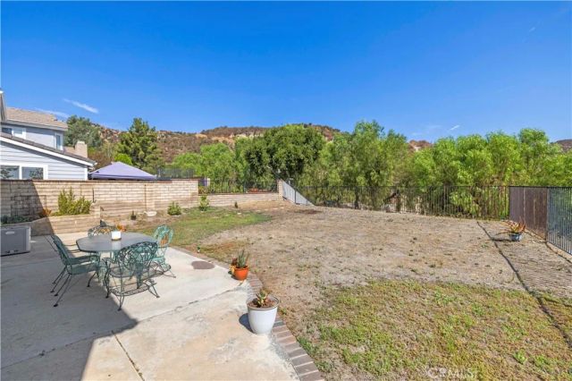 28603 Applewood Lane, Castaic, CA 91384