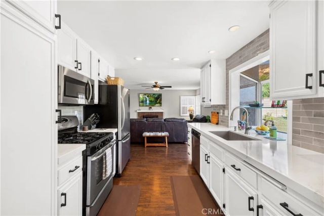 28603 Applewood Lane, Castaic, CA 91384