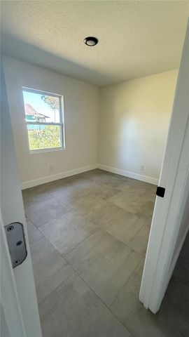 606 RIDGEWOOD AVENUE, Dundee, FL 33838