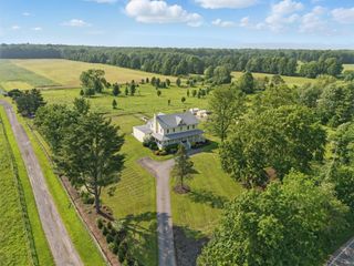 1392 Albany Post Road, Gardiner, NY 12525