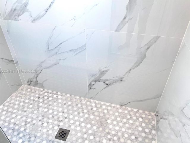 15925 SW SW 2 PL, Pembroke Pines, FL 33027