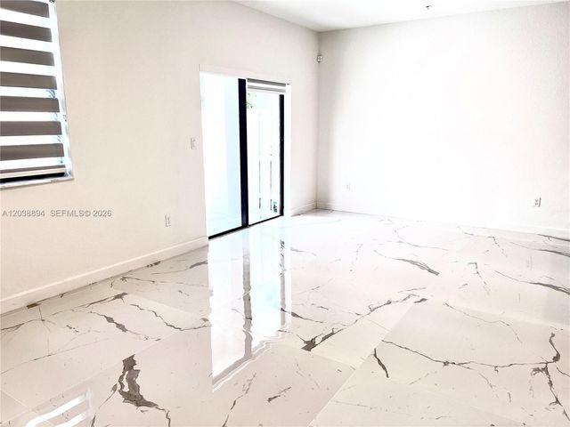 15925 SW SW 2 PL, Pembroke Pines, FL 33027