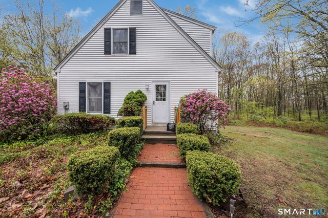526 Horse Pond Road, Madison, CT 06443