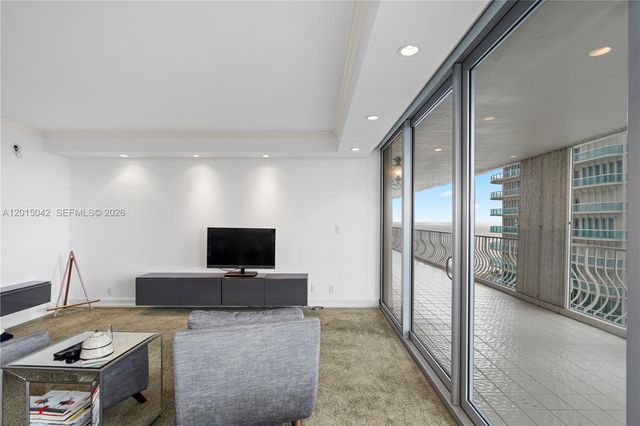 10155 Collins Ave 1105, Bal Harbour, FL 33154