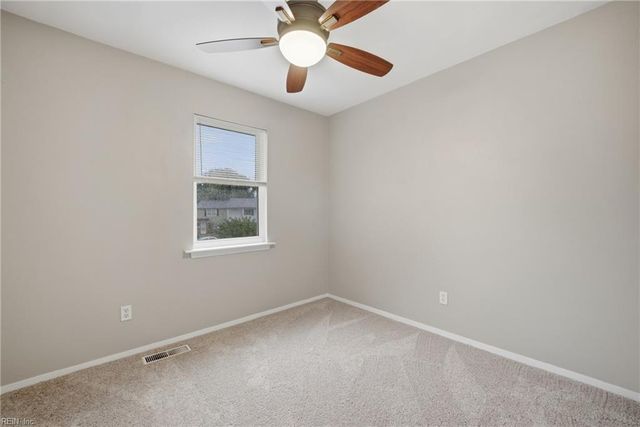 809 S Buckingham CT, Virginia Beach, VA 23462