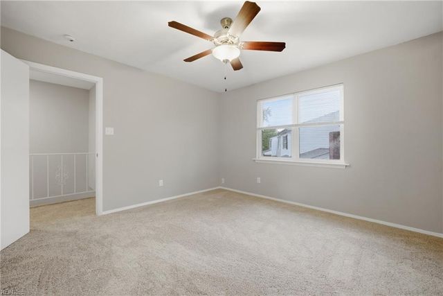 809 S Buckingham CT, Virginia Beach, VA 23462