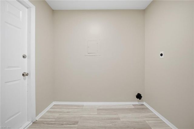 809 S Buckingham CT, Virginia Beach, VA 23462