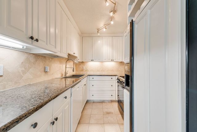 3883 Turtle Creek Boulevard 2014, Dallas, TX 75219